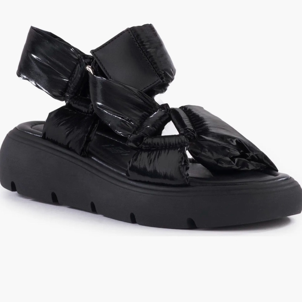 Seychelles Women’s Platform Sandals Black Puffer Strap Size 10